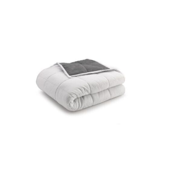 Stay cozy and cool year-round with the BSF-BLKFRZ Freeze Blanket, expertly crafted for soft comfort and temperature balance. Weighing 1.8kg and sized at 160x220 cm, this blanket offers generous coverage and just the right weight for a restful night’s sleep. Made with breathable, skin-friendly fabric, it helps regulate body temperature—ideal for all seasons. Whether for home, hotels, or guest accommodations, this blanket blends luxury, warmth, and lasting quality. ✅ Key Features: Optimal Weight (1.8Kg): Provides gentle pressure for comfort without overheating Generous Size: 160x220 cm – perfect for single or twin beds Soft & Breathable: Crafted from high-quality fabric that feels smooth on the skin All-Season Use: Keeps you warm in winter and cool in summer Easy Maintenance: Machine washable and durable for long-term use 🛏️ Ideal For: Homes & Guest Rooms Hotels & Hostels PG Accommodations & Dormitories